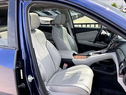 Certified 2024 Acura RDX SH-AWD w/ Advance Package image 9