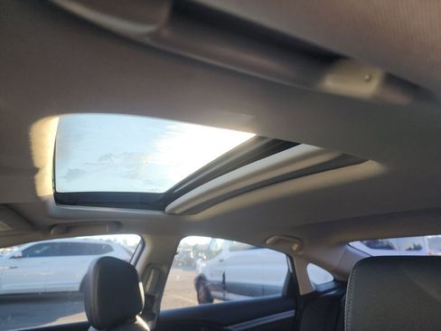 Used 2019 Honda Civic EX-L image 43