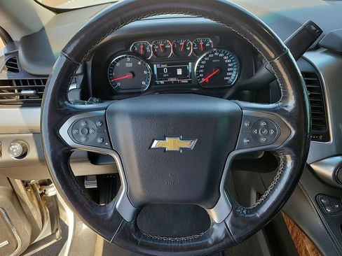 Used 2018 Chevrolet Suburban Premier image 16