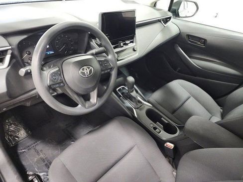 Used 2024 Toyota Corolla LE image 23