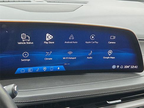 Certified 2025 Cadillac XT4 Premium Luxury AWD/4WD image 17