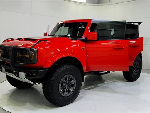 Used 2024 Ford Bronco Badlands AWD/4WD image 30