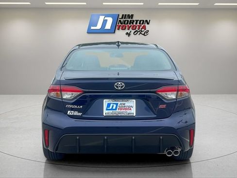 Used 2025 Toyota Corolla SE FWD image 6