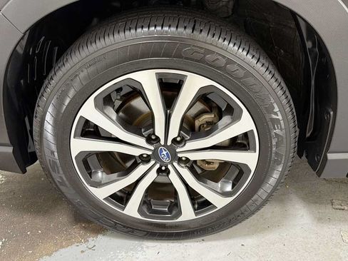 Used 2019 Subaru Forester Limited AWD/4WD image 10