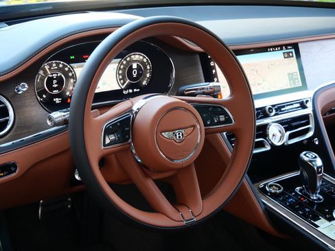New 2026 Bentley Flying Spur Plug-In Hybrid AWD/4WD image 14