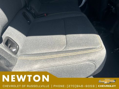 Used 2025 Jeep Gladiator Sport AWD/4WD image 26