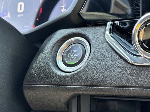 Used 2023 Chevrolet Colorado Trail Boss w/ Technology Package image 6