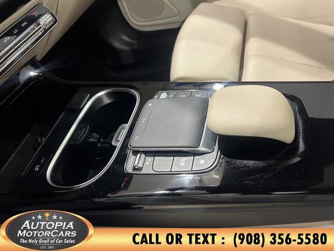 Used 2023 Mercedes-Benz CLA 250 4MATIC image 36