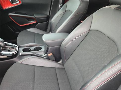Used 2023 Kia Soul GT-Line FWD image 14