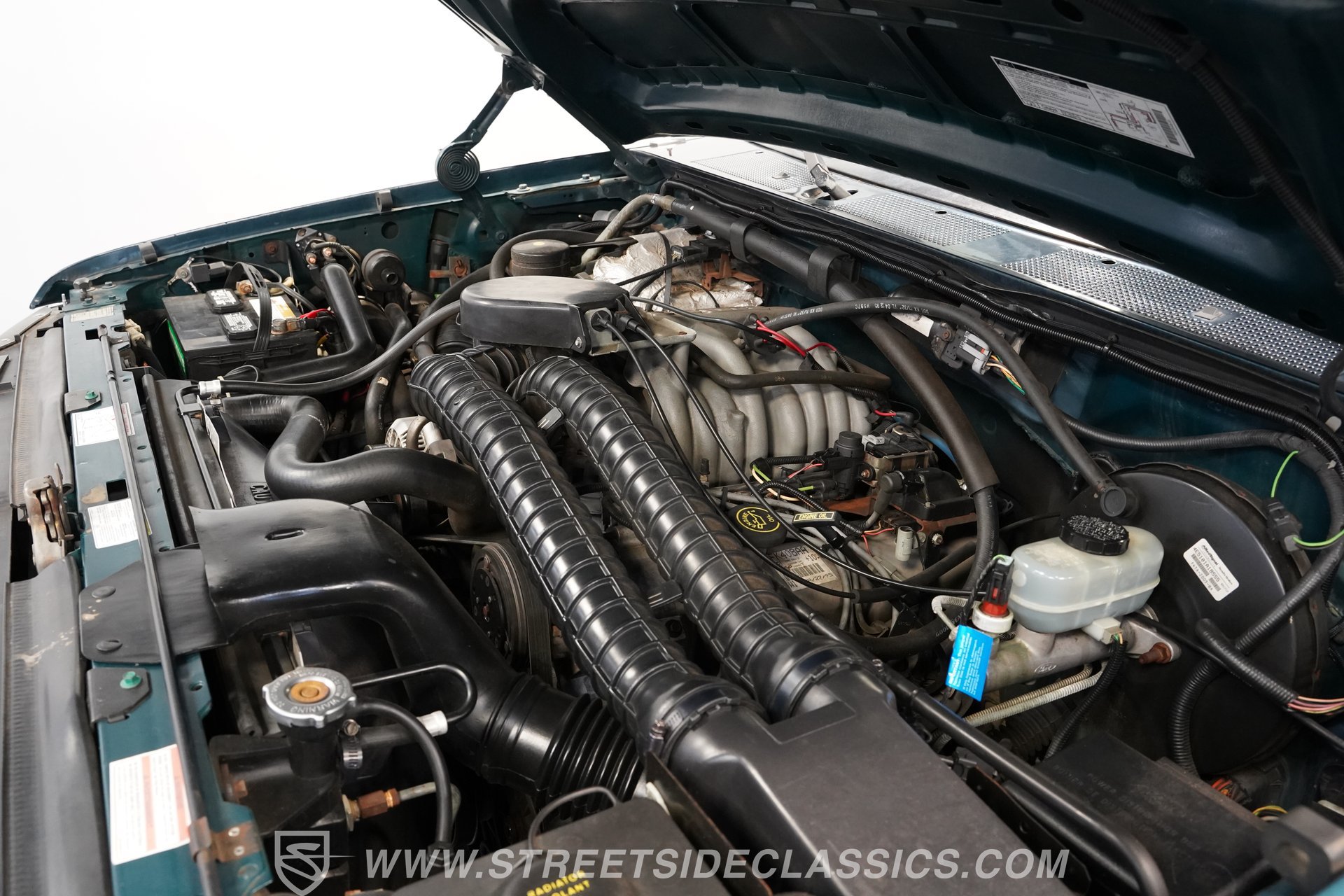 Used 1995 Ford Bronco Eddie Bauer AWD/4WD image 33