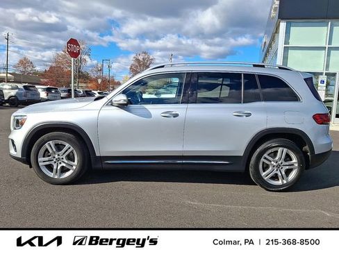Used 2020 Mercedes-Benz GLB 250 4MATIC image 9