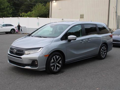 Used 2025 Honda Odyssey EX-L image 4