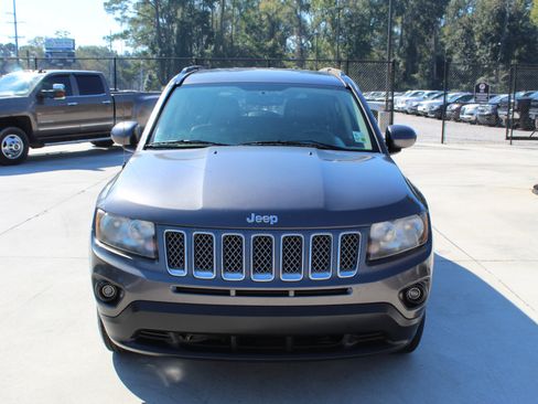 Used 2016 Jeep Compass Latitude image 4