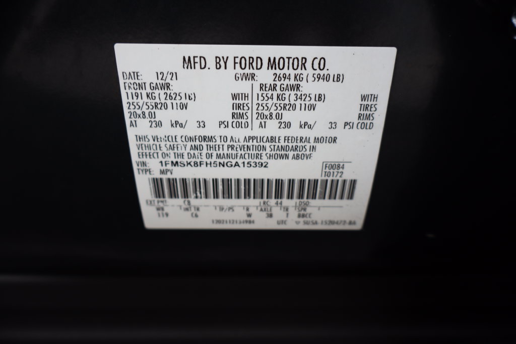 Used 2022 Ford Explorer Limited w/ Equipment Group 301A AWD/4WD image 35