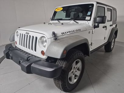 Used 2011 Jeep Wrangler Unlimited Rubicon w/ Connectivity Group