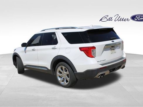 Certified 2020 Ford Explorer Platinum w/ Premium Technology Package AWD/4WD image 7
