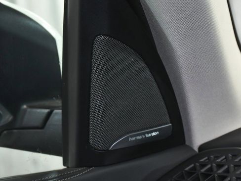 Used 2026 BMW X7 xDrive40i image 39