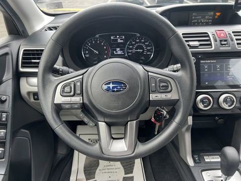 Used 2018 Subaru Forester 2.5i Premium image 9