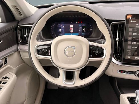New 2026 Volvo XC90 T8 Ultra image 17