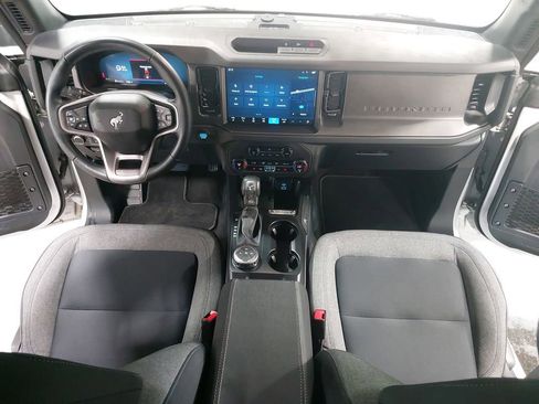 Used 2025 Ford Bronco Big Bend AWD/4WD image 9