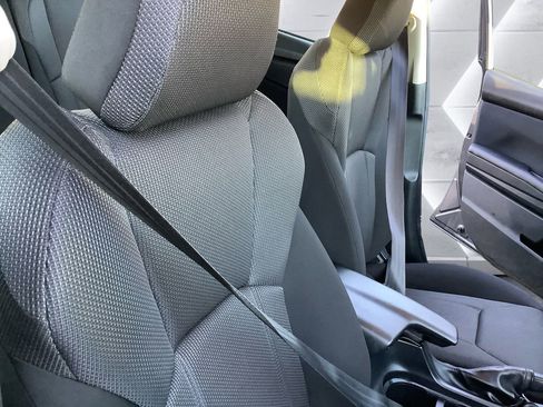 Used 2022 Subaru Impreza 2.0i image 14