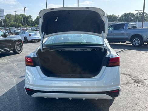 Used 2023 Nissan Altima 2.5 SV FWD image 18