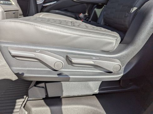 New 2025 Cadillac Escalade Sport Platinum w/ LPO, ONYX Package image 23