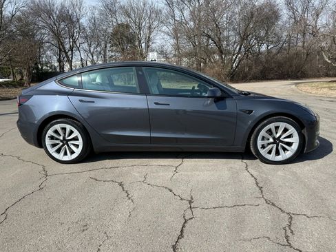 Used 2023 Tesla Model 3 Standard Range image 5