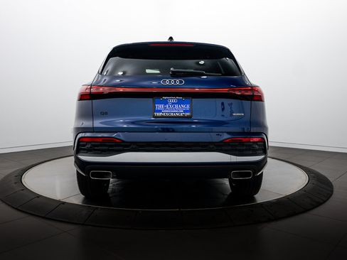 Used 2025 Audi Q5 Premium w/ Convenience Package AWD/4WD image 24