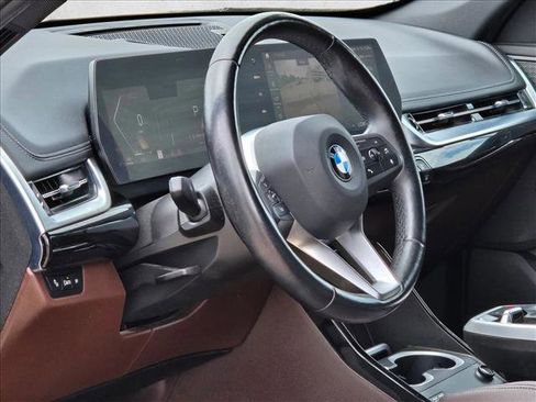 Used 2023 BMW X1 xDrive28i w/ Convenience Package AWD/4WD image 9