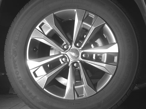 Used 2025 Chevrolet Equinox LT image 13