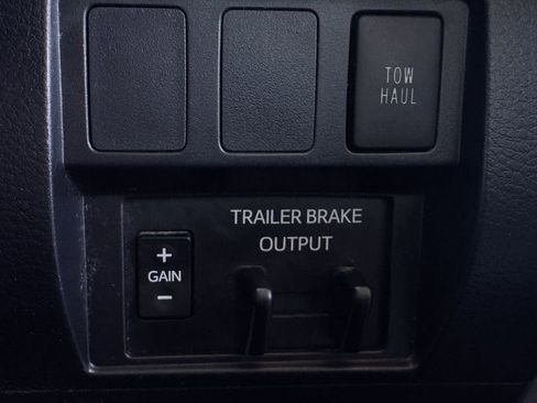 Used 2021 Toyota Tundra SR5 image 23