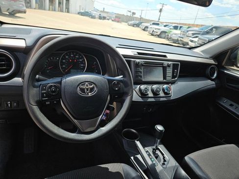 Used 2015 Toyota RAV4 LE FWD image 14