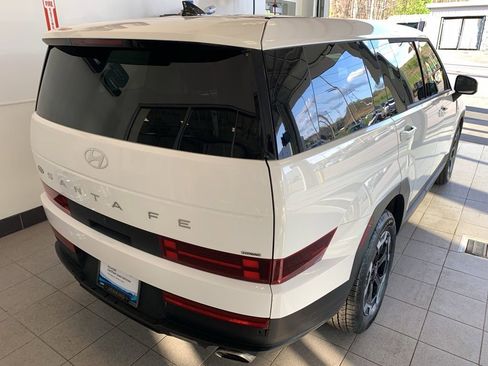 Used 2024 Hyundai Santa Fe SE image 17