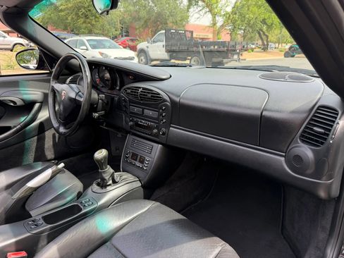 Used 2001 Porsche Boxster RWD image 14