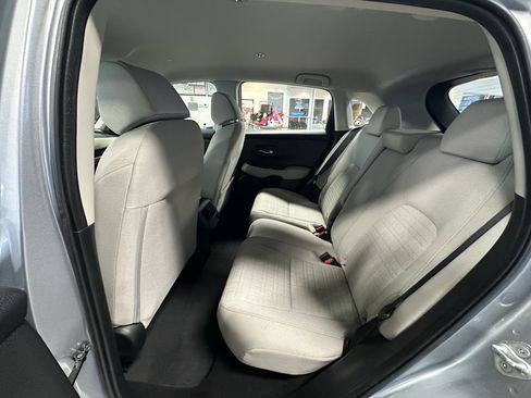 Used 2023 Honda HR-V LX image 18