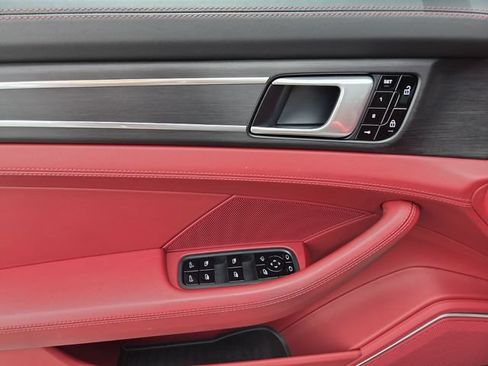 Used 2020 Porsche Panamera GTS AWD/4WD image 19