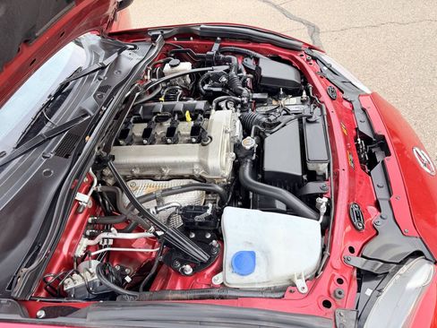 Used 2016 MAZDA MX-5 Miata Club RWD image 20