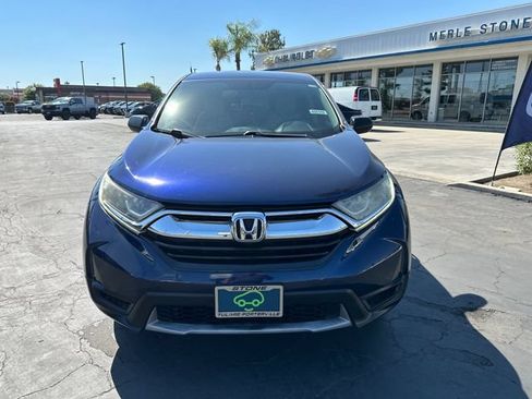Used 2017 Honda CR-V LX image 2