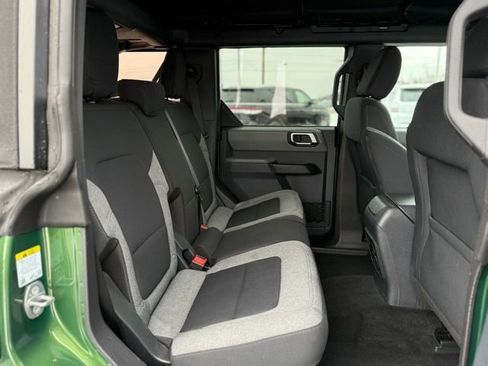 Used 2023 Ford Bronco Big Bend w/ Sasquatch Package image 18