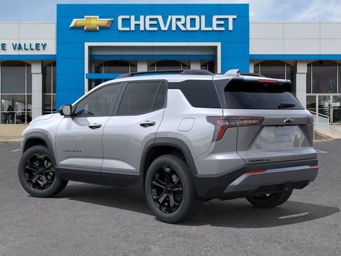 New 2026 Chevrolet Equinox LT image 3