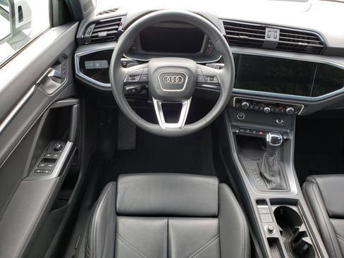 Used 2024 Audi Q3 2.0T Premium w/ Convenience Package image 14