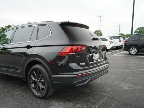 Used 2024 Volkswagen Tiguan SE FWD image 19