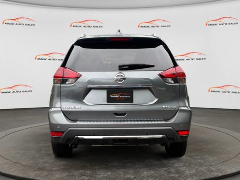 Used 2020 Nissan Rogue SV AWD/4WD image 9