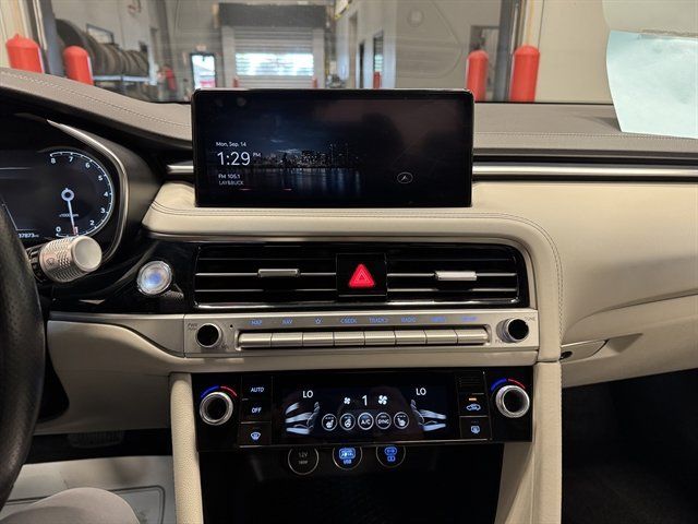 Used 2024 Genesis G70 2.5T AWD/4WD image 25