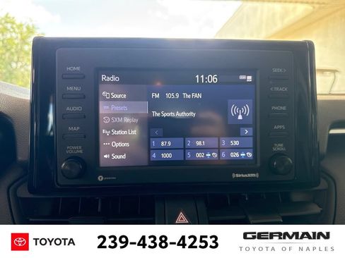 Used 2021 Toyota RAV4 LE AWD/4WD image 19