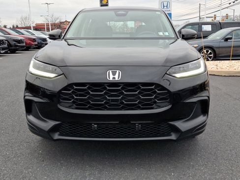 Certified 2025 Honda HR-V LX image 2