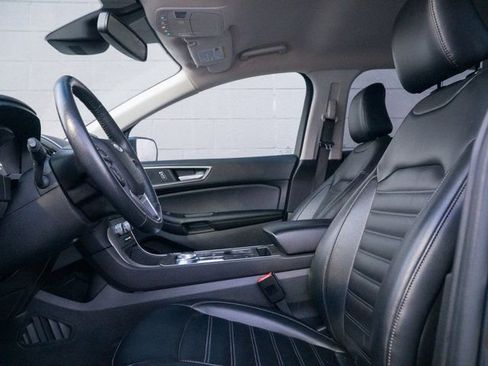 Used 2022 Ford Edge SEL image 17
