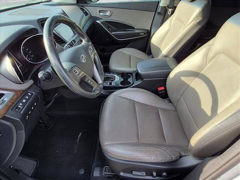 Used 2018 Hyundai Santa Fe Limited FWD image 19