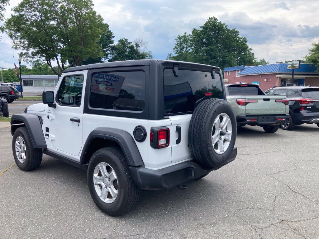 Used 2022 Jeep Wrangler Sport AWD/4WD image 19